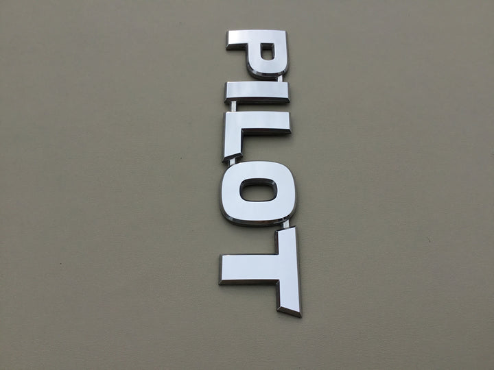 2003-2008 Honda Pilot Tailgate Emblem