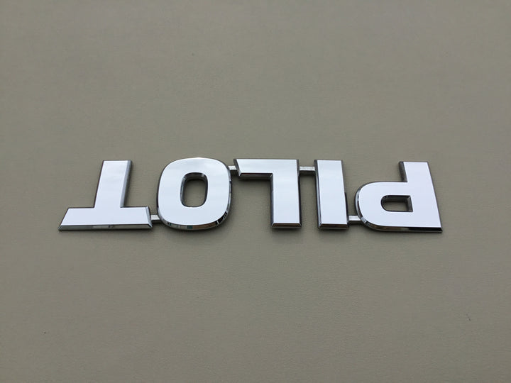 2003-2008 Honda Pilot Tailgate Emblem