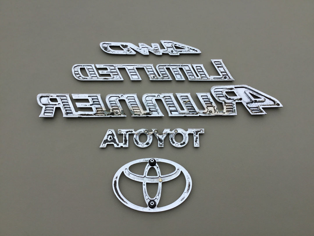 1996-2002 Toyota 4Runner Limited 4WD Tailgate Emblem Set