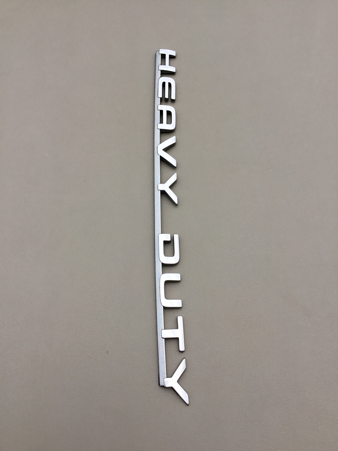 2002-2004 Dodge Ram 2500 3500 Heavy Duty Tailgate Emblem