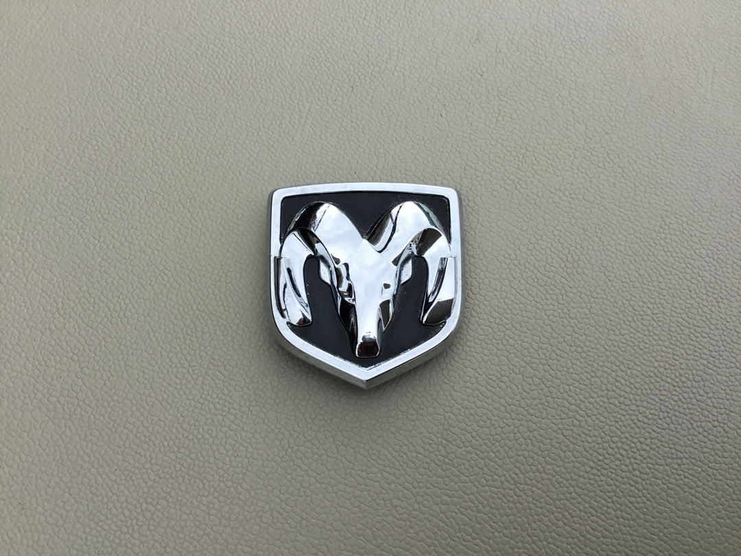 2006-2009 Dodge Ram 1500 2500 Steering Wheel Horn Emblem