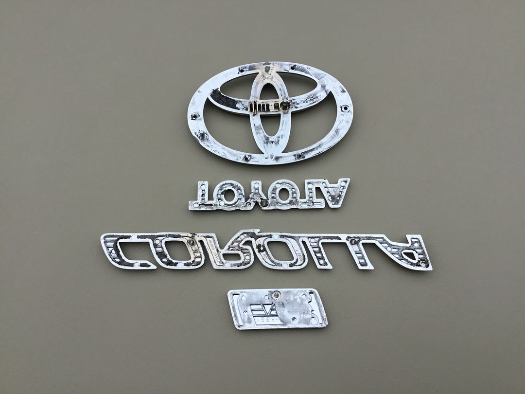 2003-2008 Toyota Corolla LE Trunk Emblem Set