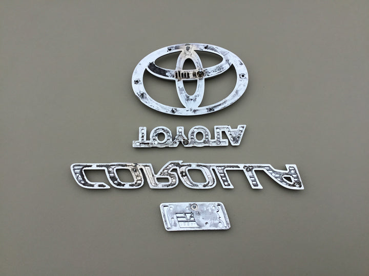 2003-2008 Toyota Corolla LE Trunk Emblem Set