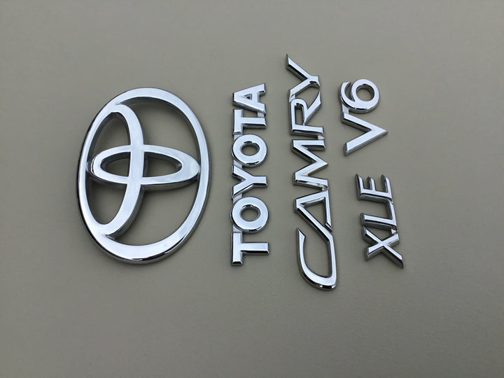 2002-2006 Toyota Camry XLE V6 Trunk Emblem Set