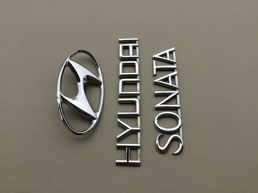 2002-2005 Hyundai Sonata Trunk Emblem Set