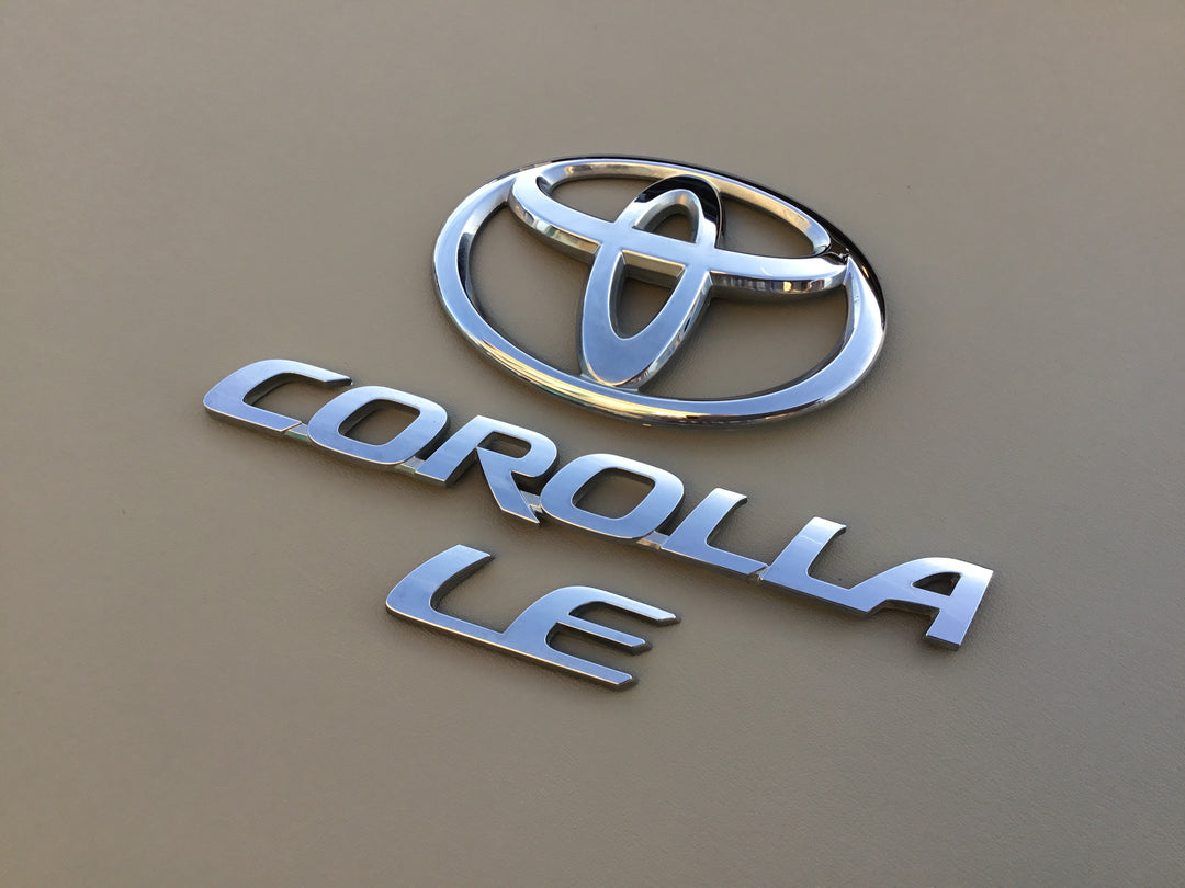 2014-2018 Toyota Corolla LE Trunk Emblem Set