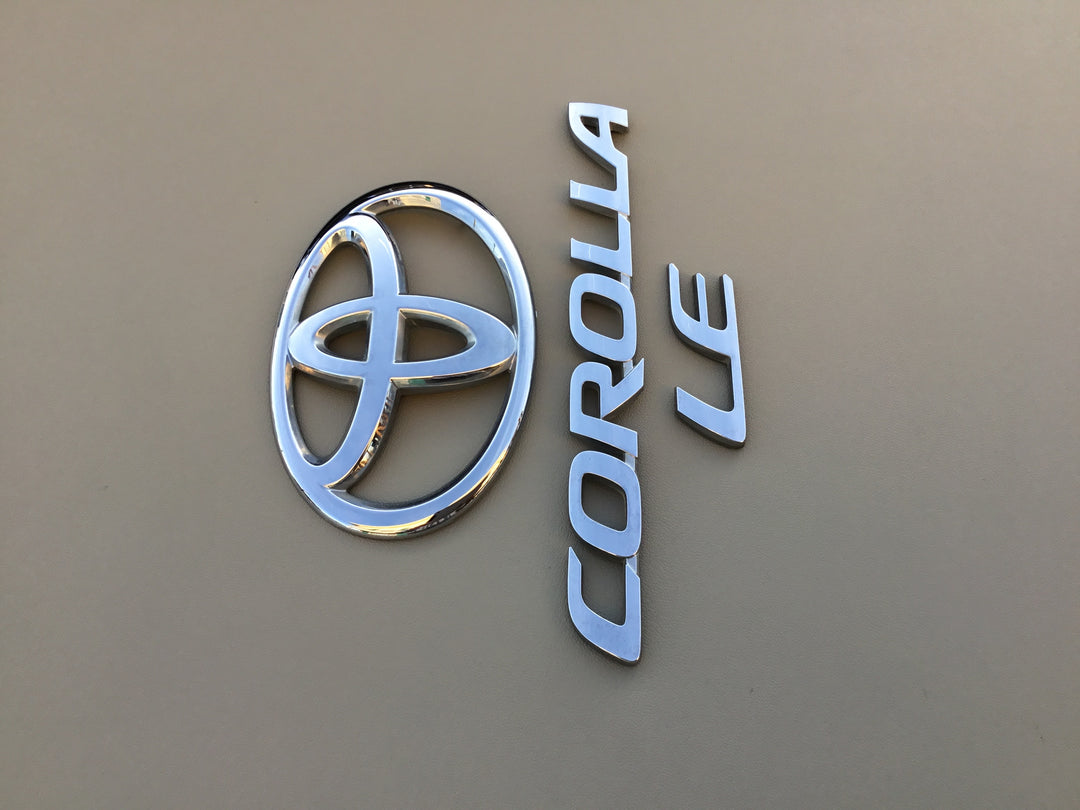 2014-2018 Toyota Corolla LE Trunk Emblem Set