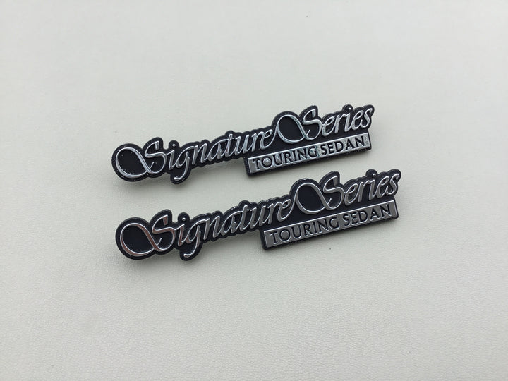 1998-2002 Lincoln Town Car Signature Series Touring Sedan Side Emblem Set
