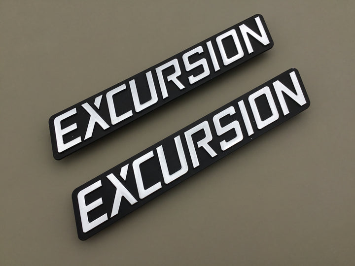 2000-2005 Ford Excursion Fender Emblem Set