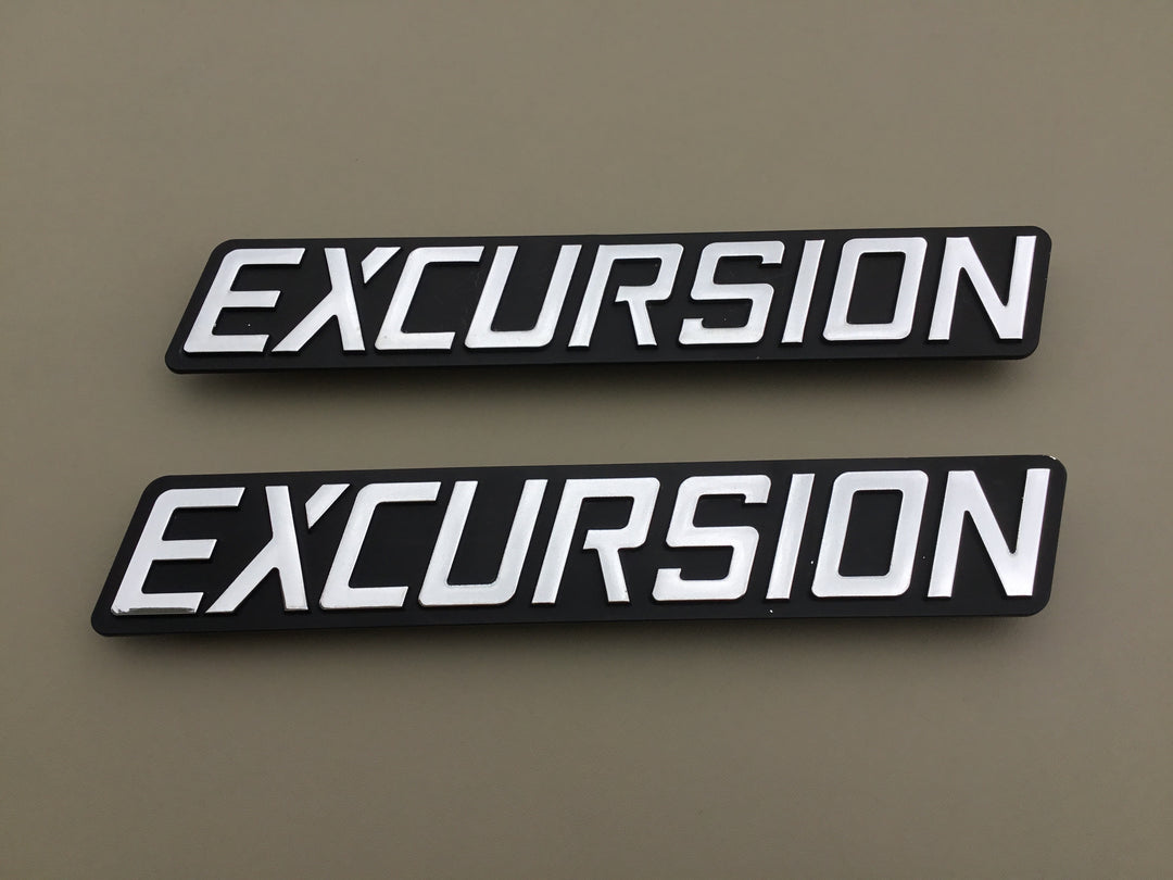 2000-2005 Ford Excursion Fender Emblem Set