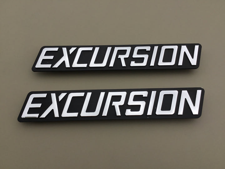 2000-2005 Ford Excursion Fender Emblem Set