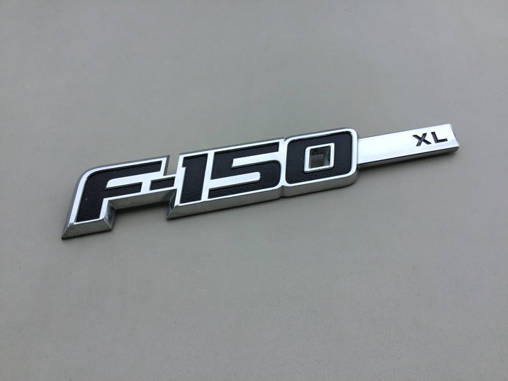 2009-2014 Ford F-150 XL Right Fender Emblem