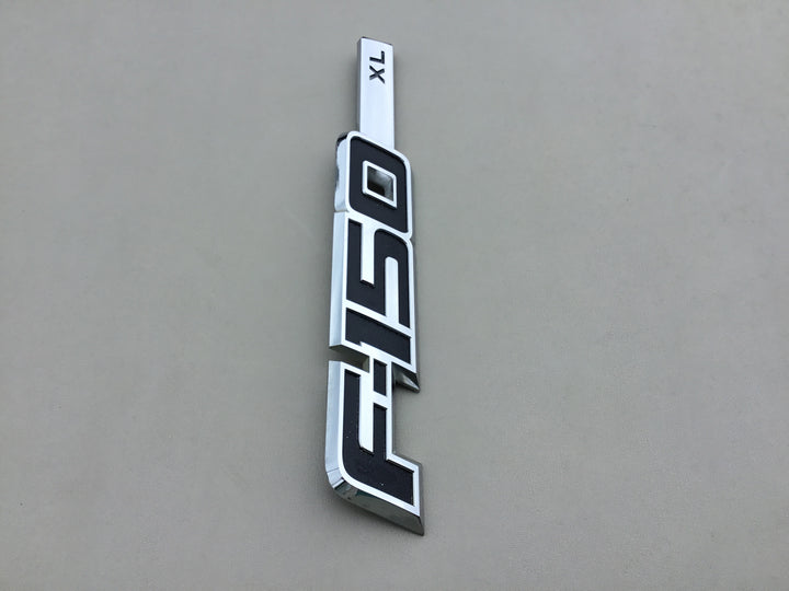 2009-2014 Ford F-150 XL Right Fender Emblem
