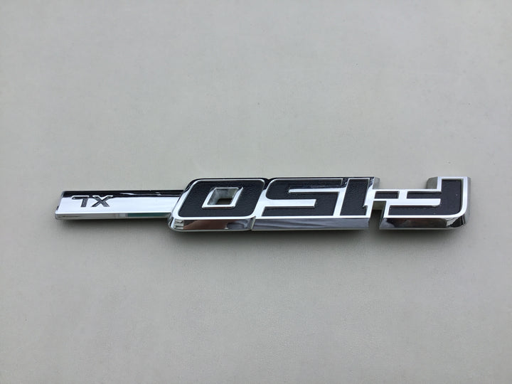2009-2014 Ford F-150 XL Right Fender Emblem