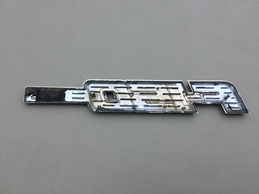 2009-2014 Ford F-150 XL Right Fender Emblem