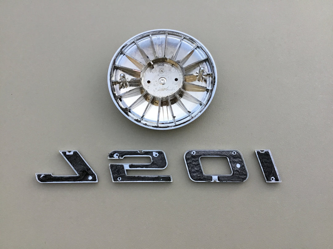 2006-2008 BMW 750i Trunk Emblem Set