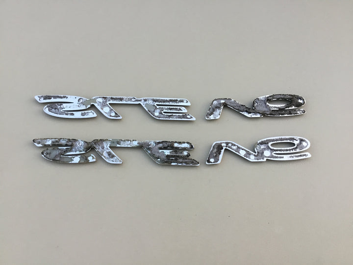 1999-2003 Toyota Solara SLE V6 Side Emblem Set