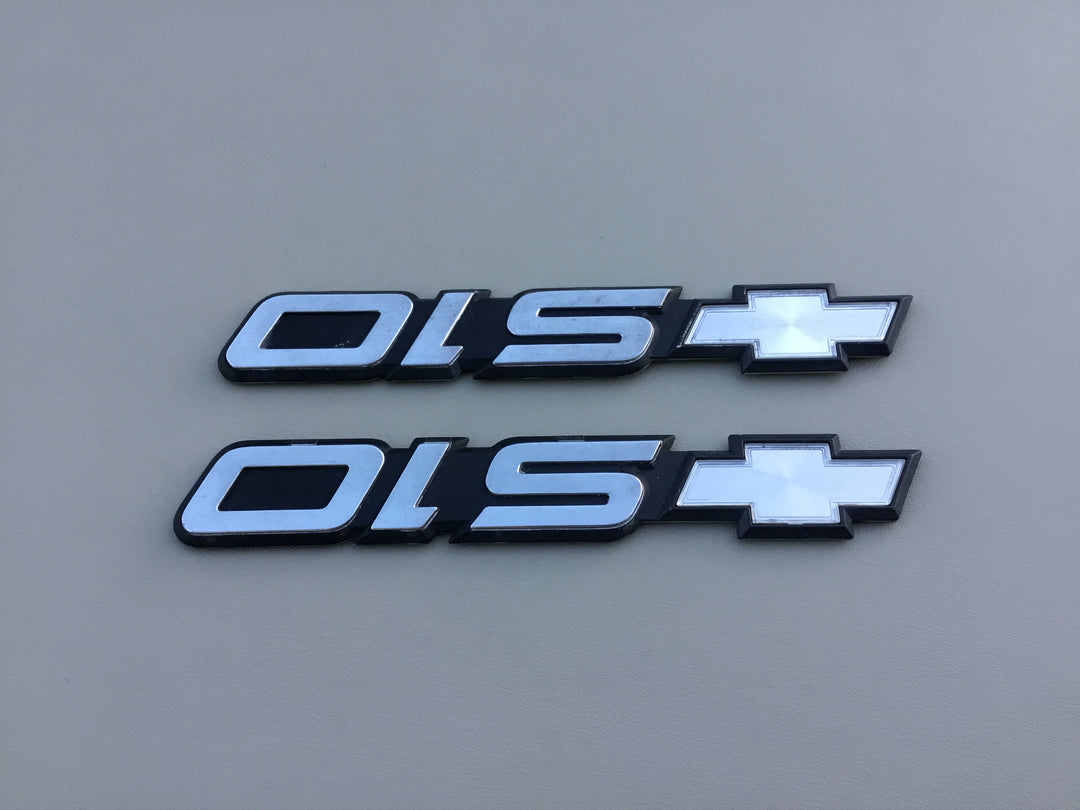 1994-2004 Chevrolet S10 Door Emblem Set