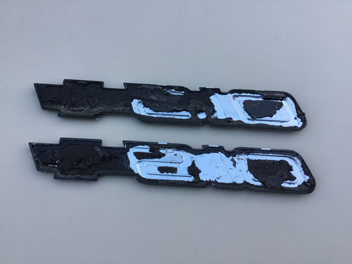 1994-2004 Chevrolet S10 Door Emblem Set
