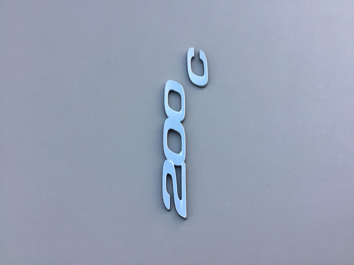 2015-2017 Chrysler 200 C Trunk Emblem