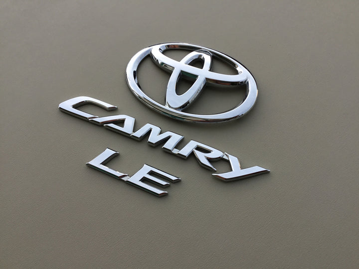 2012-2017 Toyota Camry LE Trunk Emblem Set