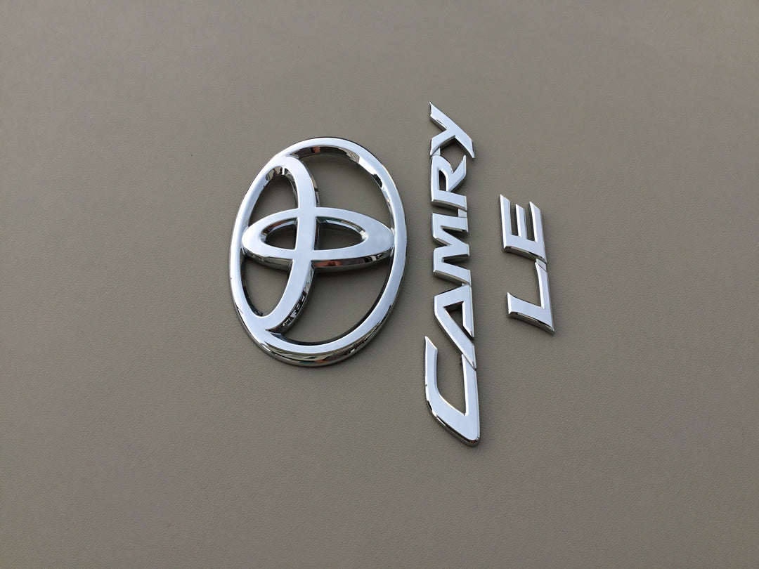 2012-2017 Toyota Camry LE Trunk Emblem Set