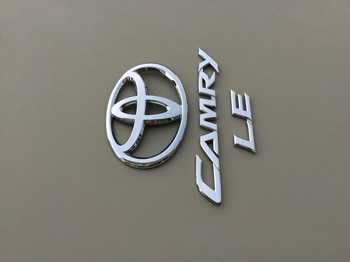 2012-2017 Toyota Camry LE Trunk Emblem Set