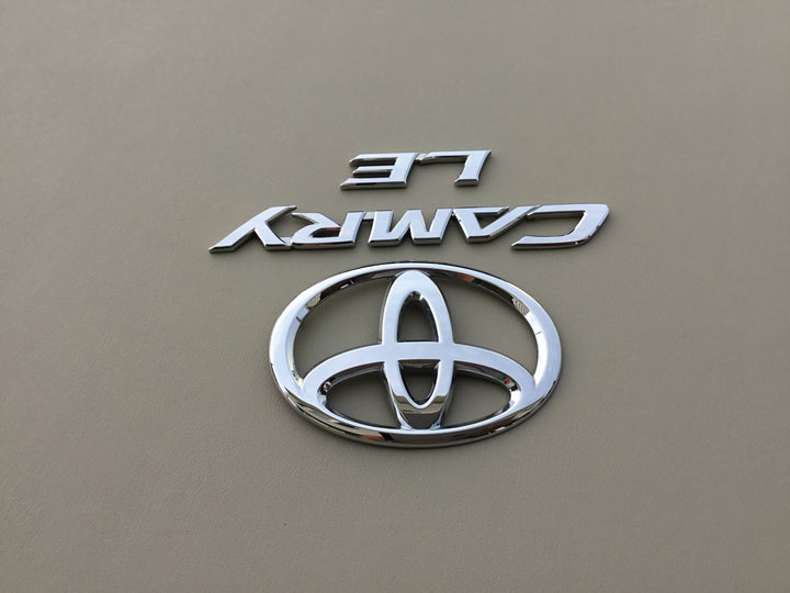 2012-2017 Toyota Camry LE Trunk Emblem Set