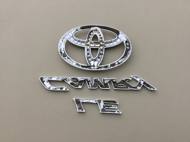 2012-2017 Toyota Camry LE Trunk Emblem Set