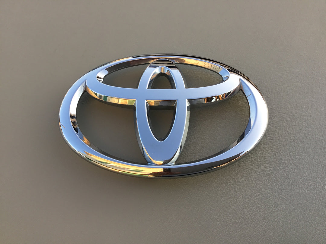 2006-2012 Toyota RAV4 Grille Emblem