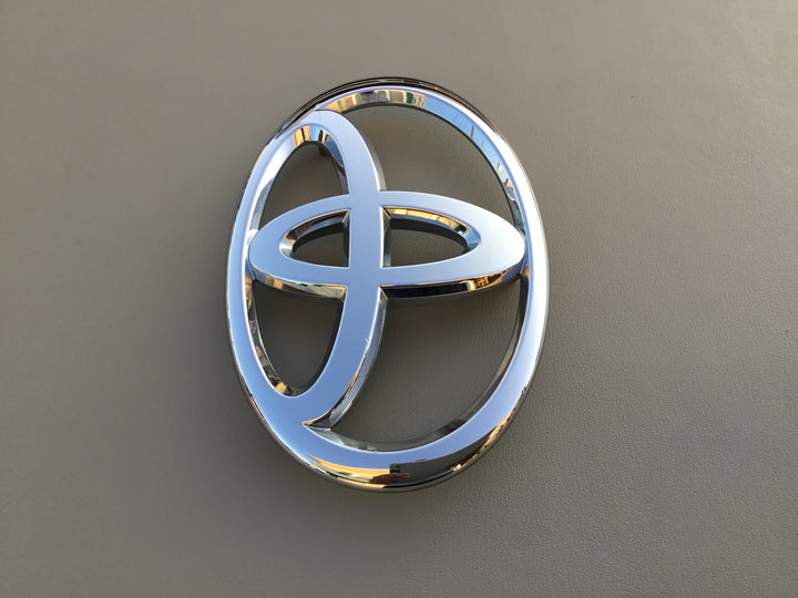 2006-2012 Toyota RAV4 Grille Emblem