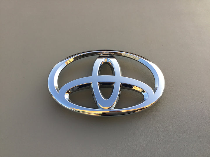 2006-2012 Toyota RAV4 Grille Emblem