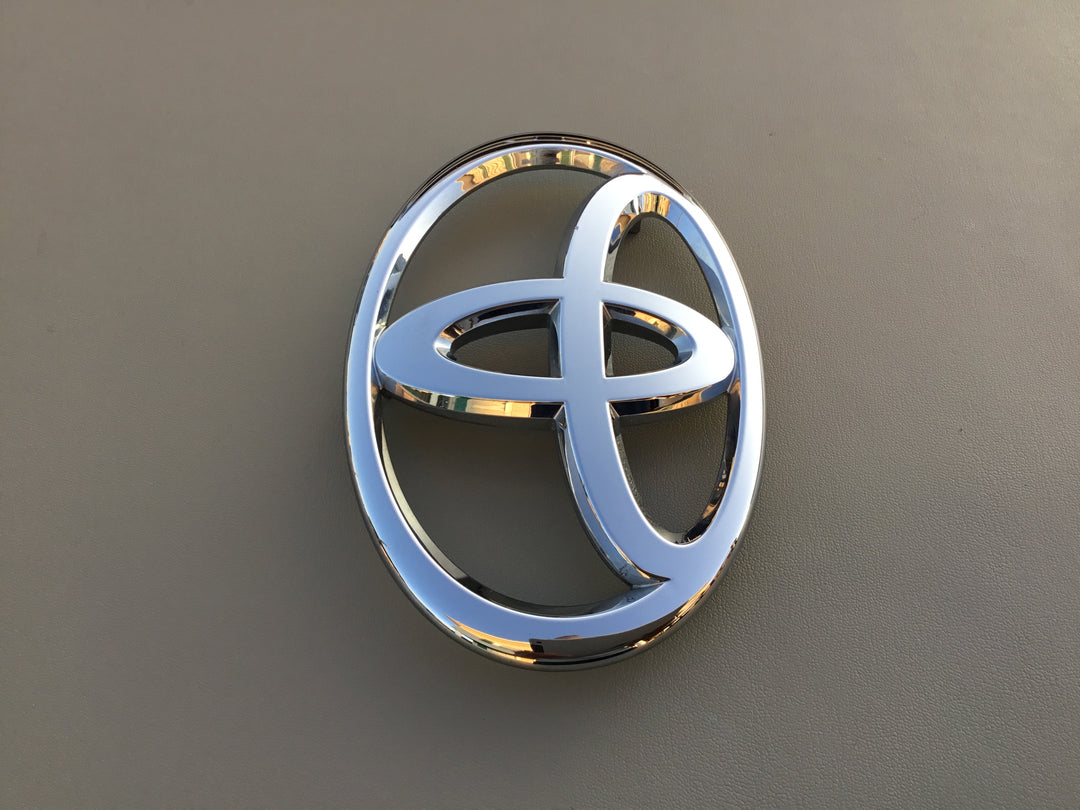 2006-2012 Toyota RAV4 Grille Emblem