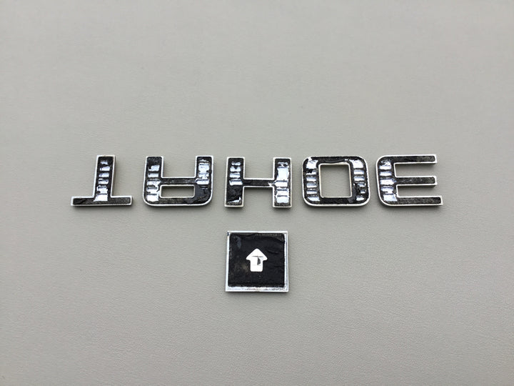 2007-2018 Chevrolet Tahoe GM Door Emblem