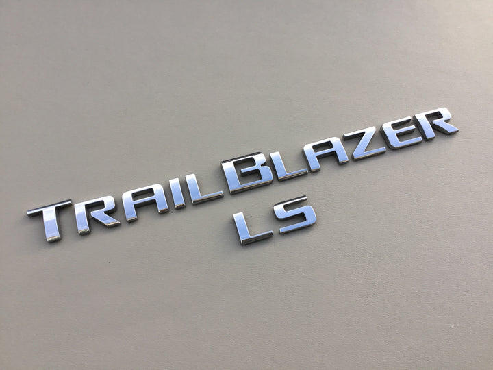 2005-2009 Chevrolet Trailblazer LS Tailgate Emblem Set