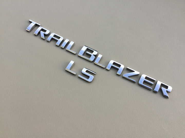 2005-2009 Chevrolet Trailblazer LS Tailgate Emblem Set