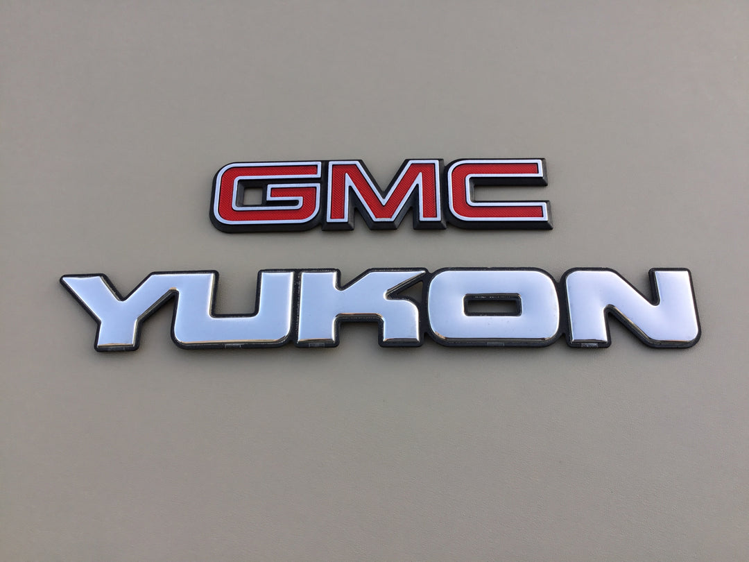 2000-2002 GMC Yukon Tailgate Emblem Set