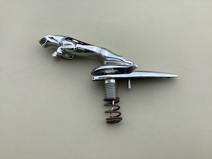 2002-2008 Jaguar X-Type Front Hood Emblem