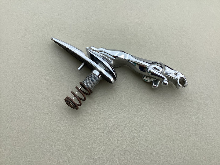 2002-2008 Jaguar X-Type Front Hood Emblem