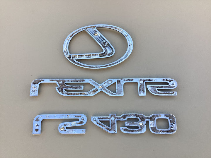 2001-2006 Lexus LS430 Trunk Emblem Set