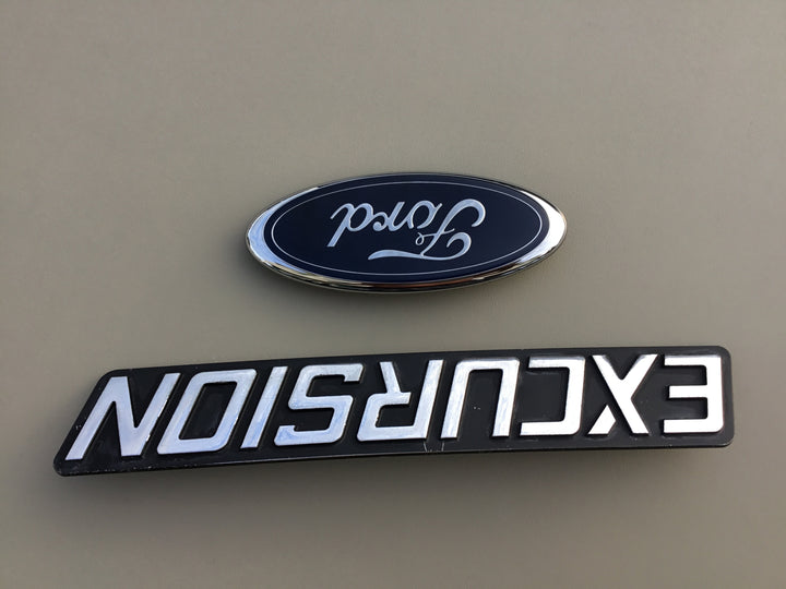 2000-2005 Ford Excursion Tailgate Emblem Set