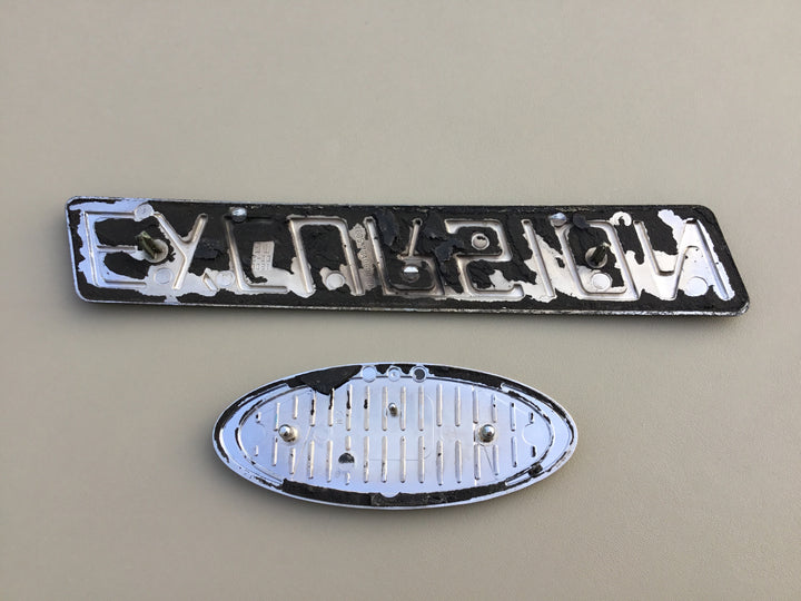 2000-2005 Ford Excursion Tailgate Emblem Set