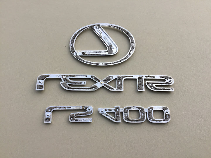 1998-2000 Lexus LS400 Trunk Emblem Set