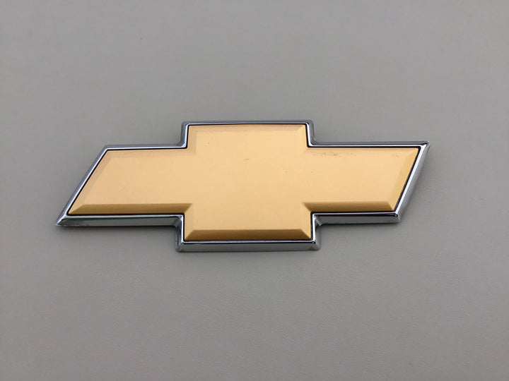 2007-2013 Chevrolet Tahoe / Suburban Tailgate Bowtie Emblem