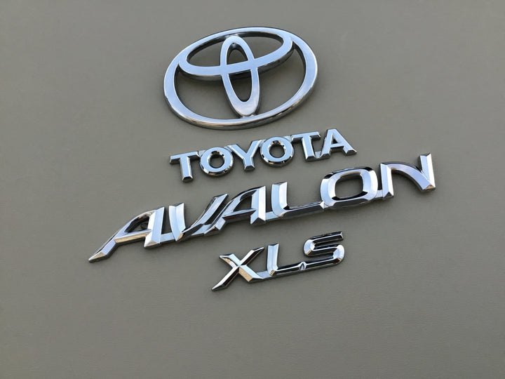 2001-2004 Toyota Avalon XLS Trunk Emblem Set