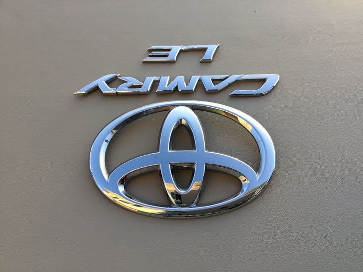 2007-2011 Toyota Camry LE Trunk Emblem Set