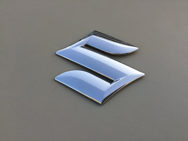 2010-2013 Suzuki Kizashi Grille Emblem