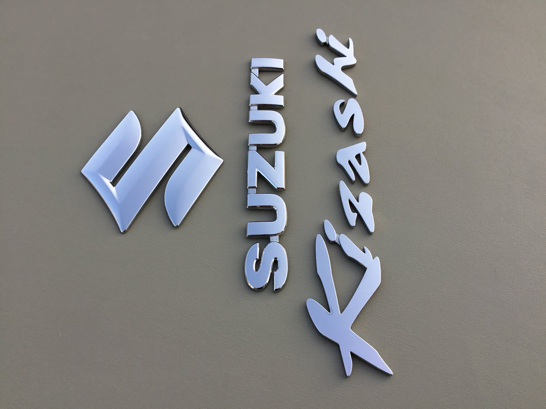 2010-2013 Suzuki Kizashi Trunk Emblem Set