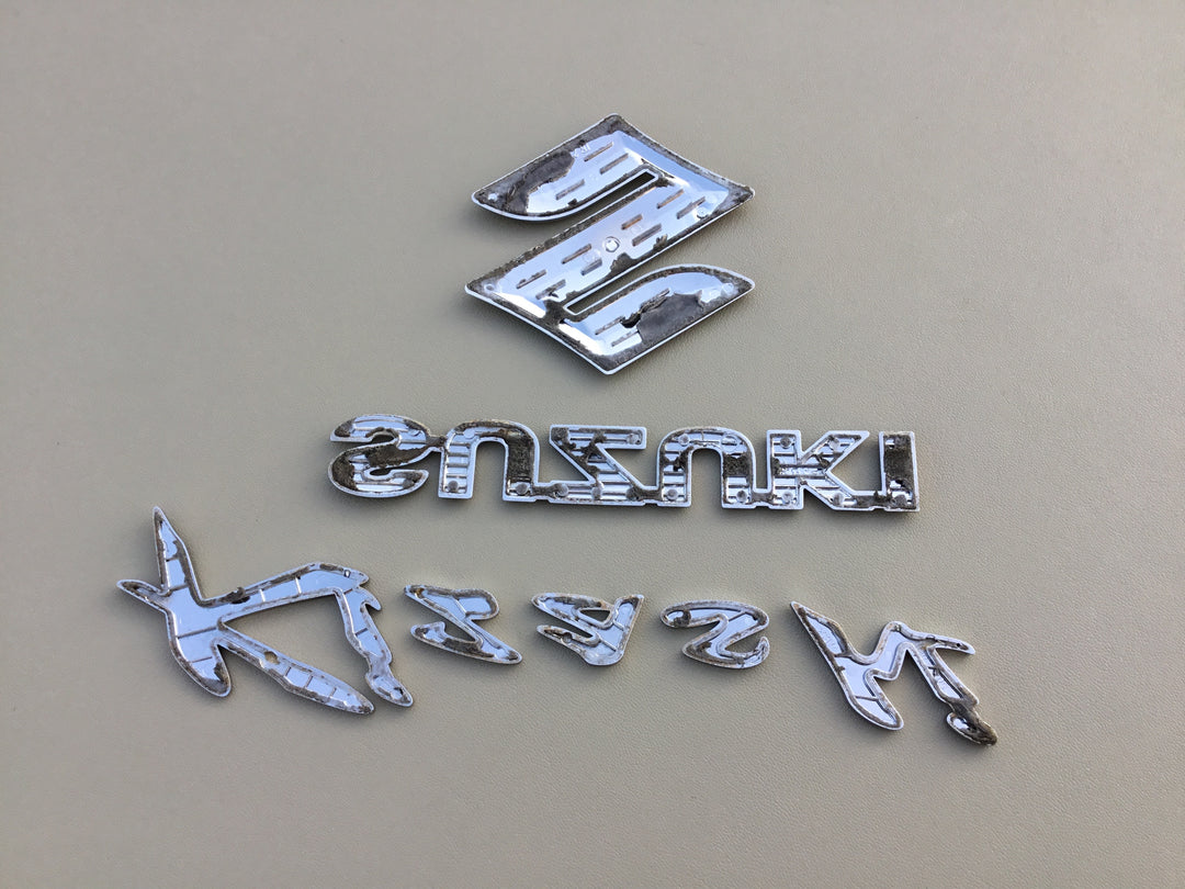 2010-2013 Suzuki Kizashi Trunk Emblem Set