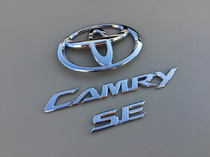 2012-2017 Toyota Camry SE Trunk Emblem Set